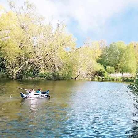 Au Fil De L'eau *